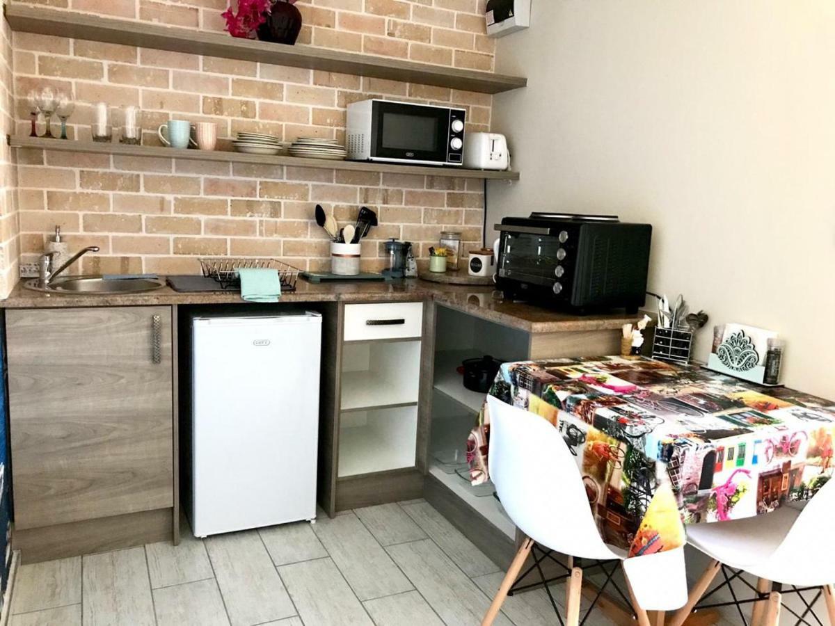 Posto Al Sole - Il Bacio Lägenhet Bellville Exteriör bild