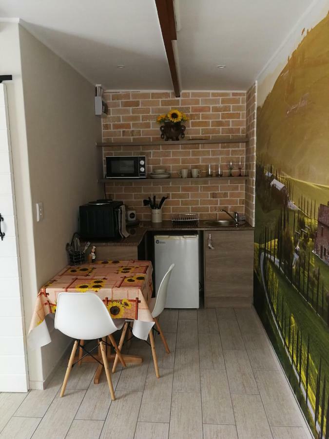 Posto Al Sole - Il Bacio Lägenhet Bellville Exteriör bild
